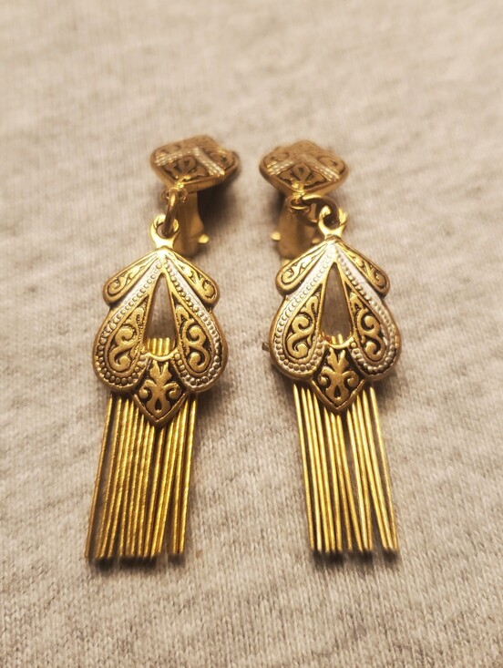 Source Unknown Jewelry - Vintage Gold Tone Fringe Tassel Clip-On Earrings Art Deco Style